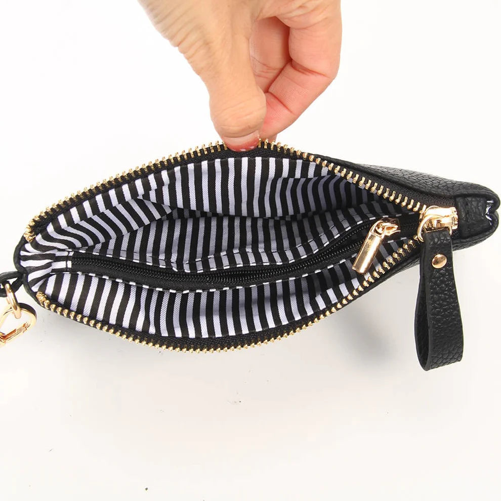 Black Rerehua Clutch