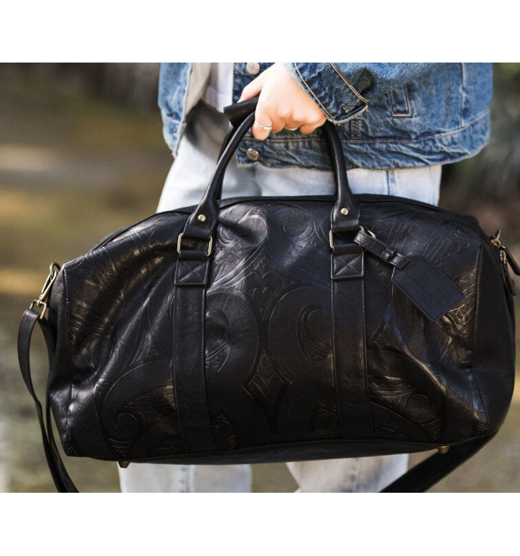 Black Overnighter Bag- Moana Rd