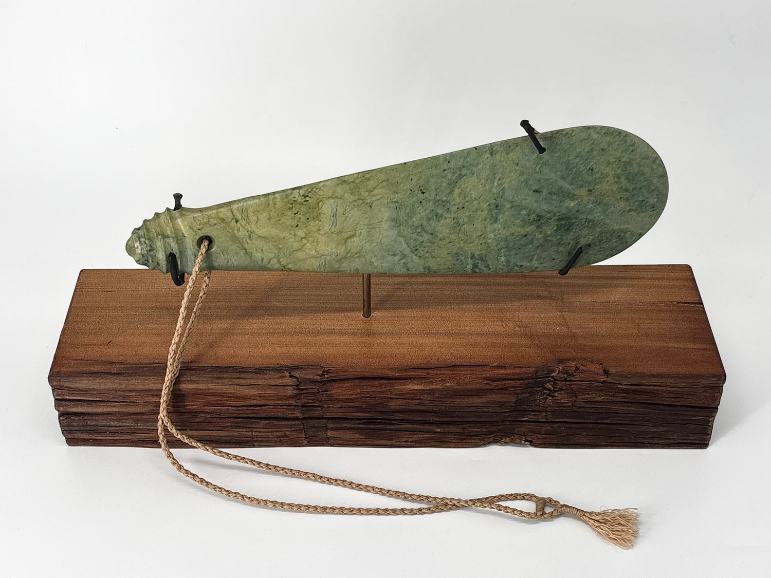 Large Pounamu Mere