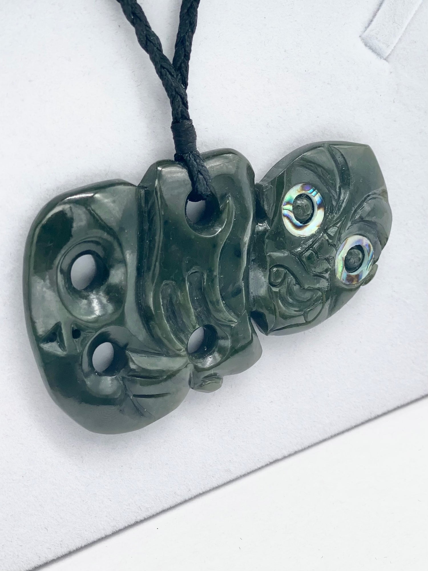 Tiki Side Hanging Pounamu Necklace