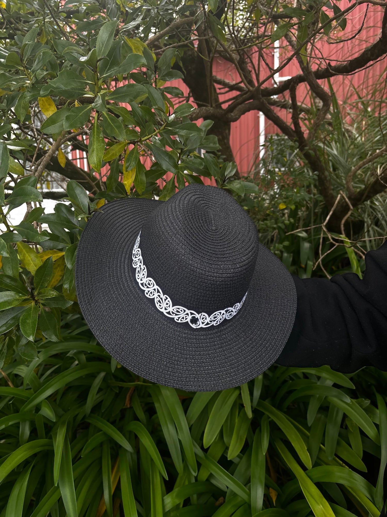 Māori Sun Bath Hat