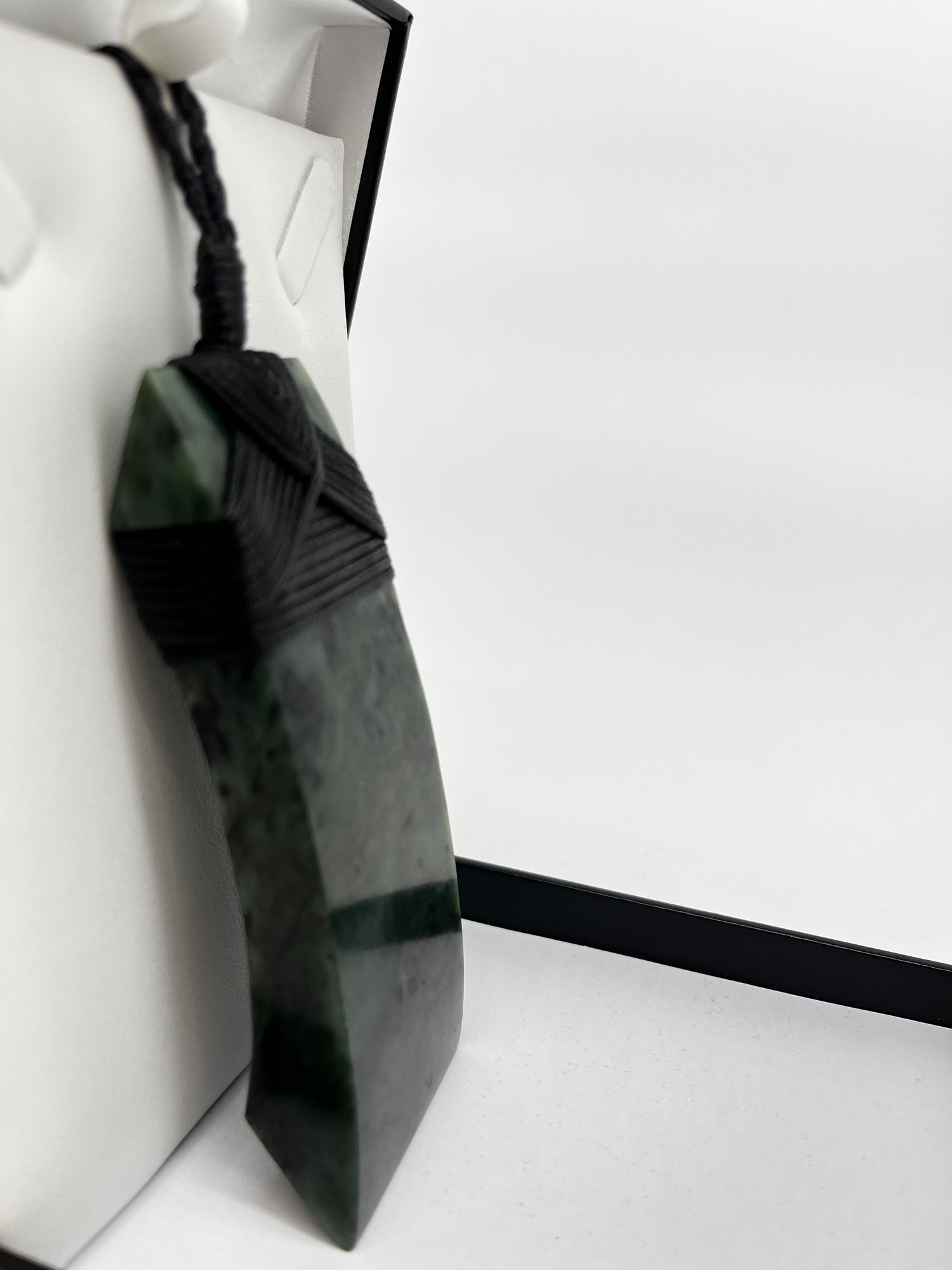 Toki Curved Pounamu Necklace