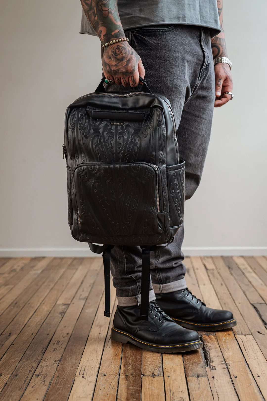 L.EYES Back Pack