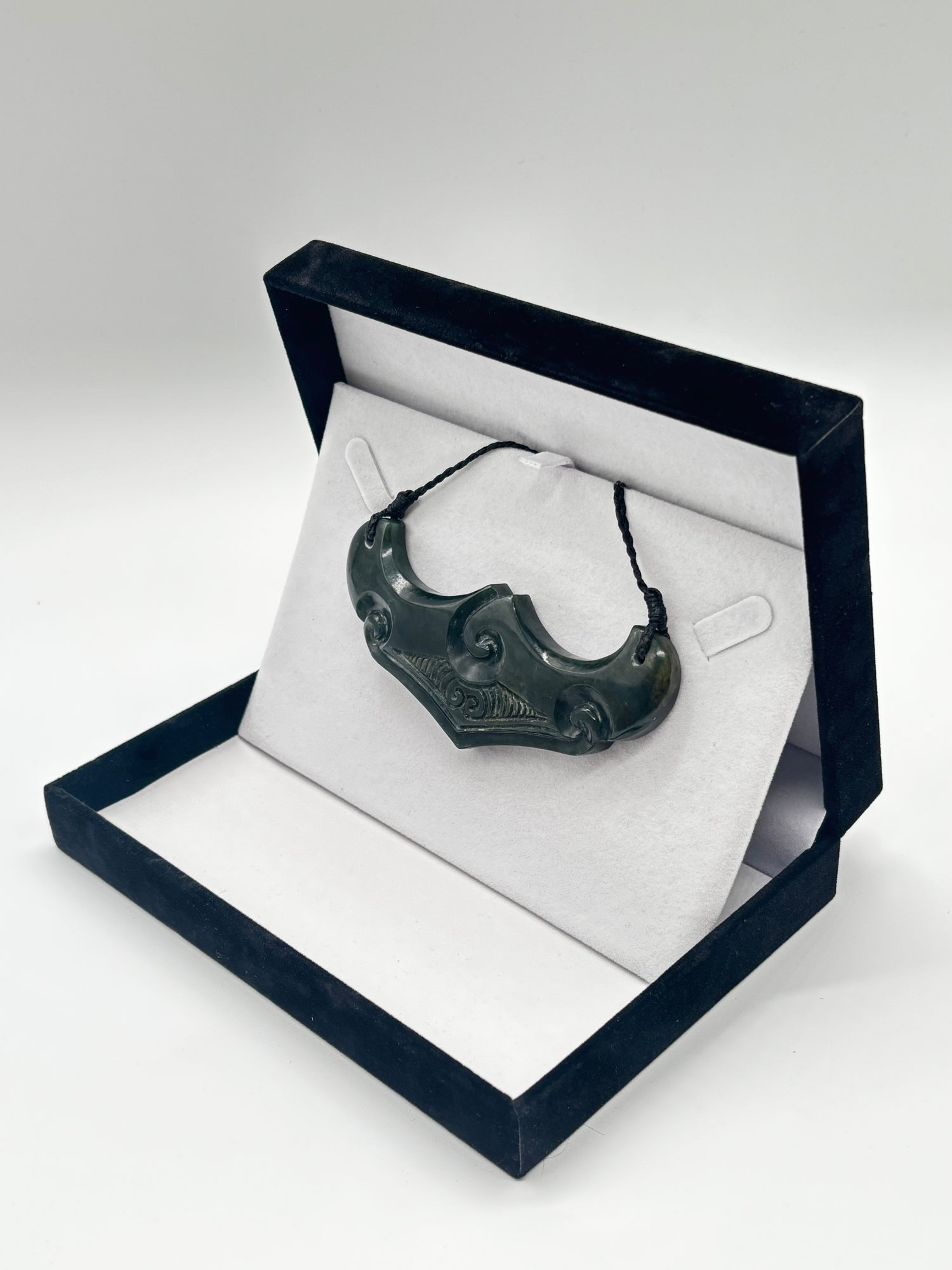 Stingray Breastplate Pounamu Necklace