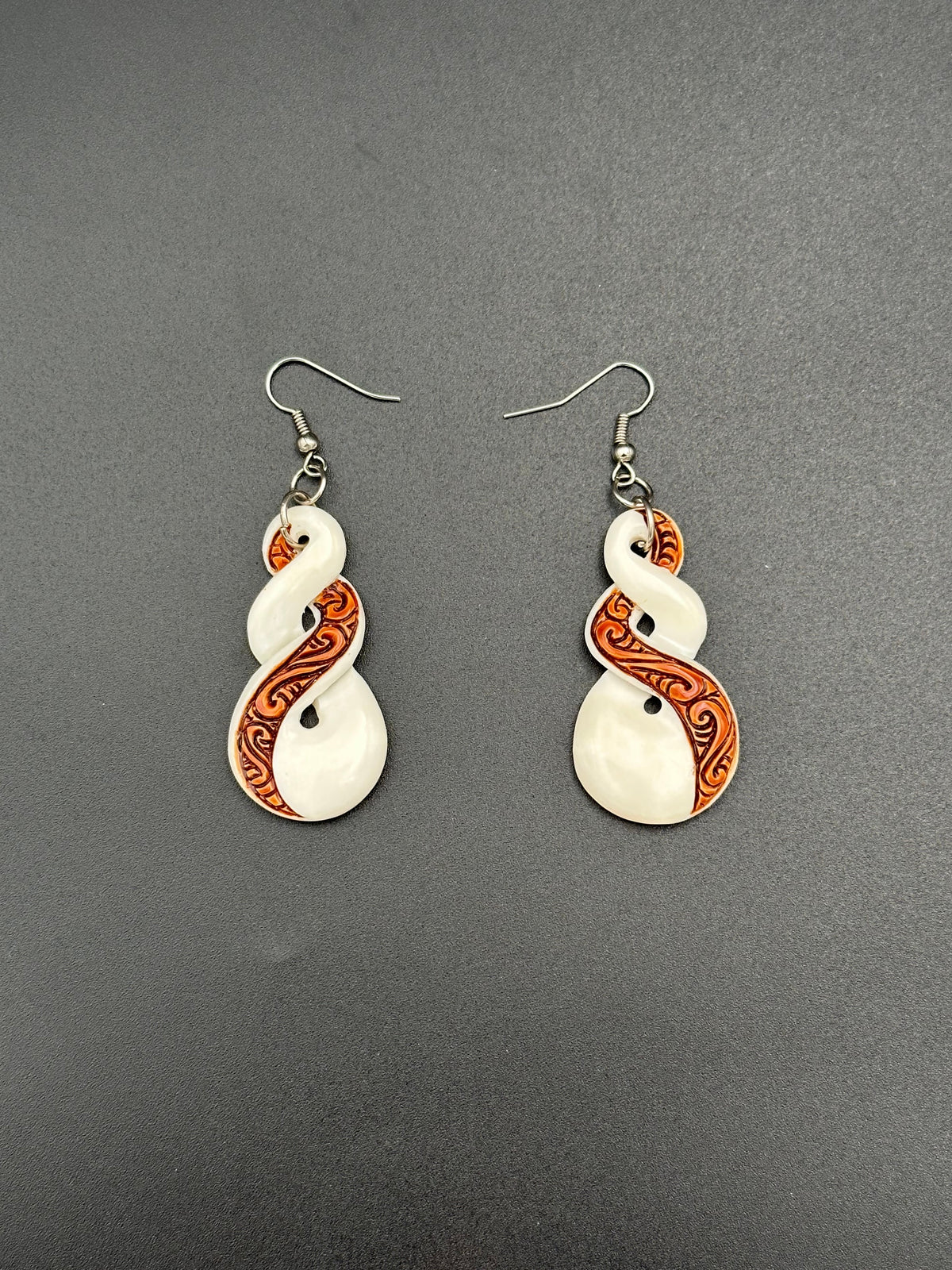 Bone Set (Necklace & Earrings)