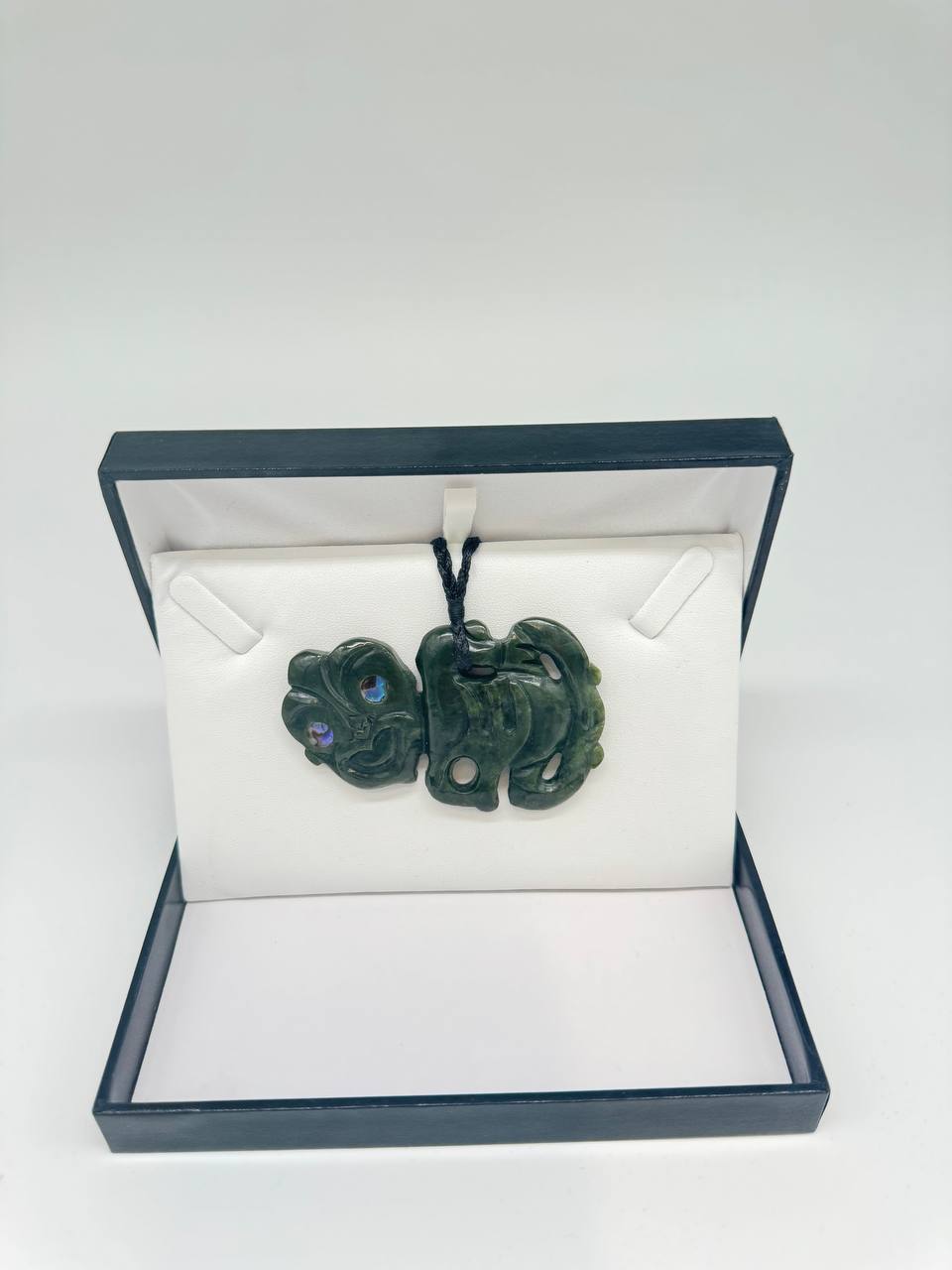 Tiki Side Hanging Pounamu Necklace