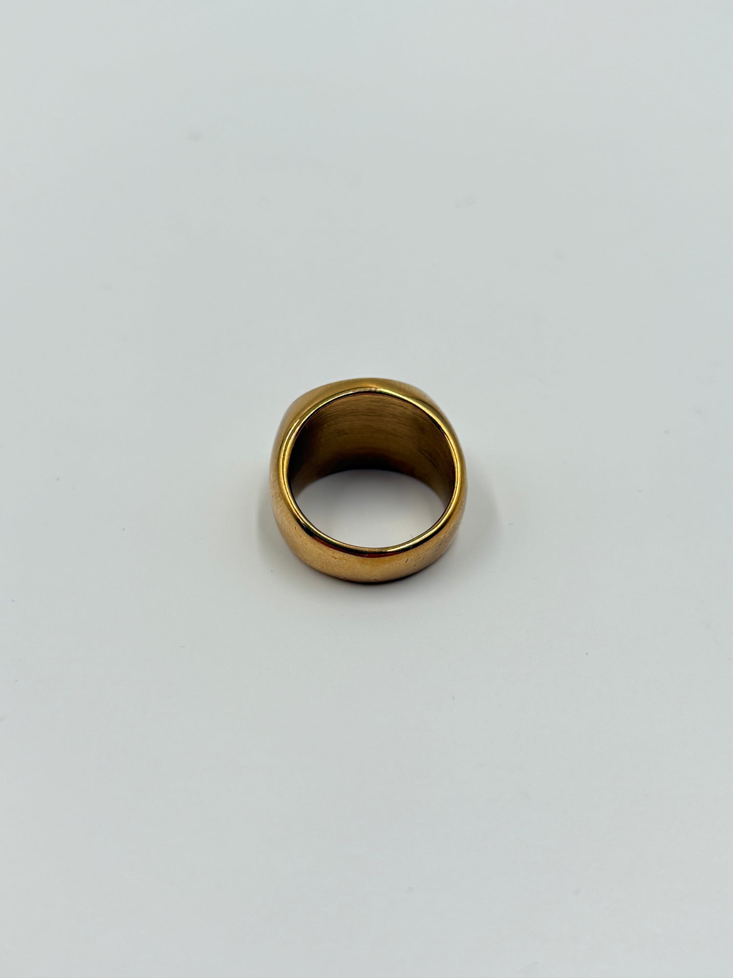 Gold Mangopare Oval Rings