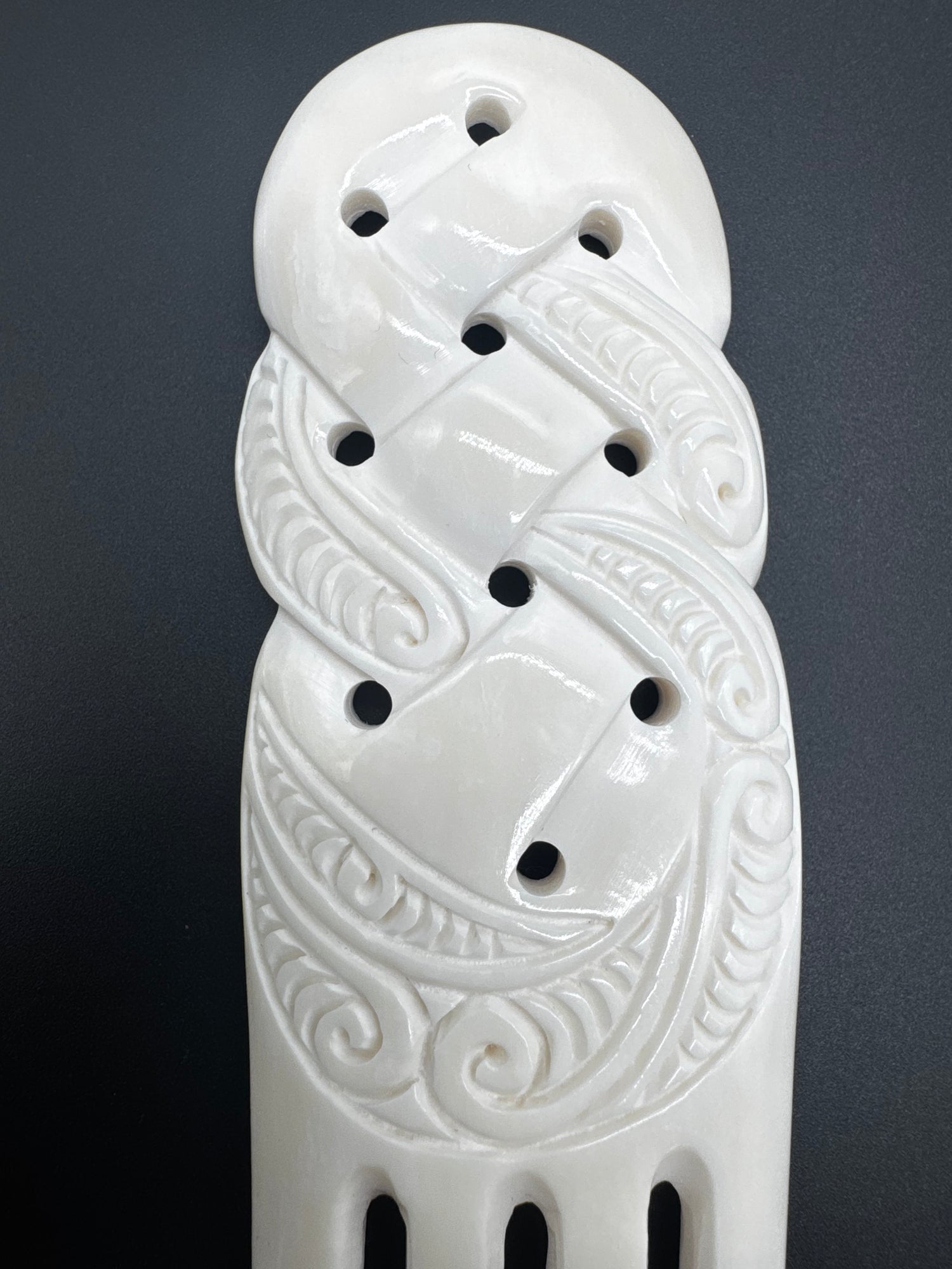 Whanau Twist Heru