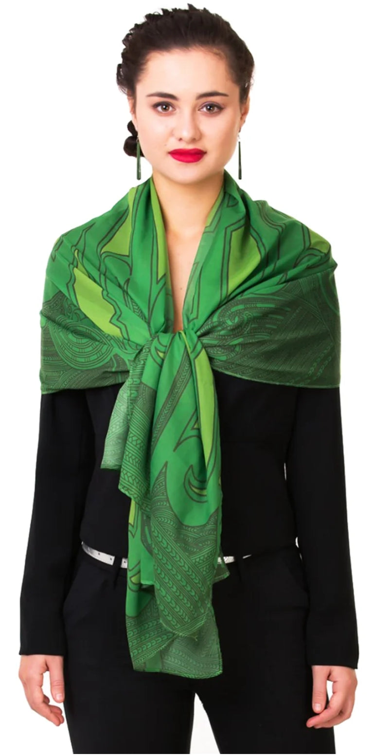 Nanaiore Green Scarf