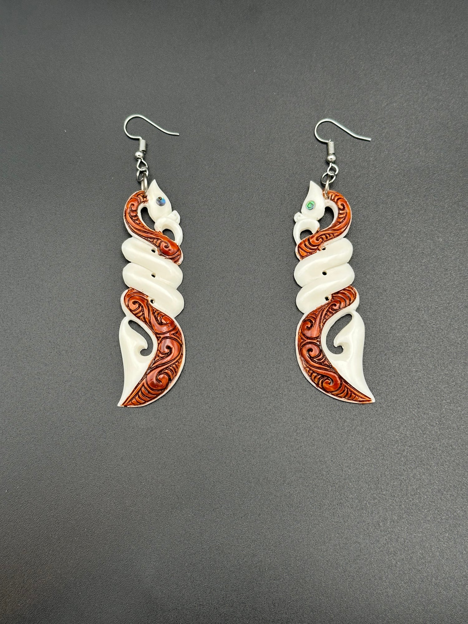 Bone Set (Necklace & Earrings)