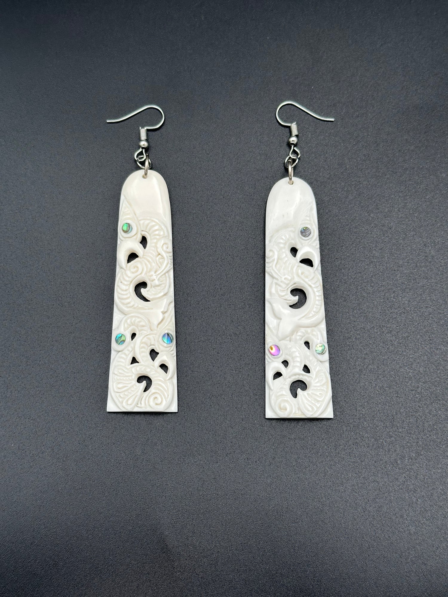 Bone Set (Necklace & Earrings)