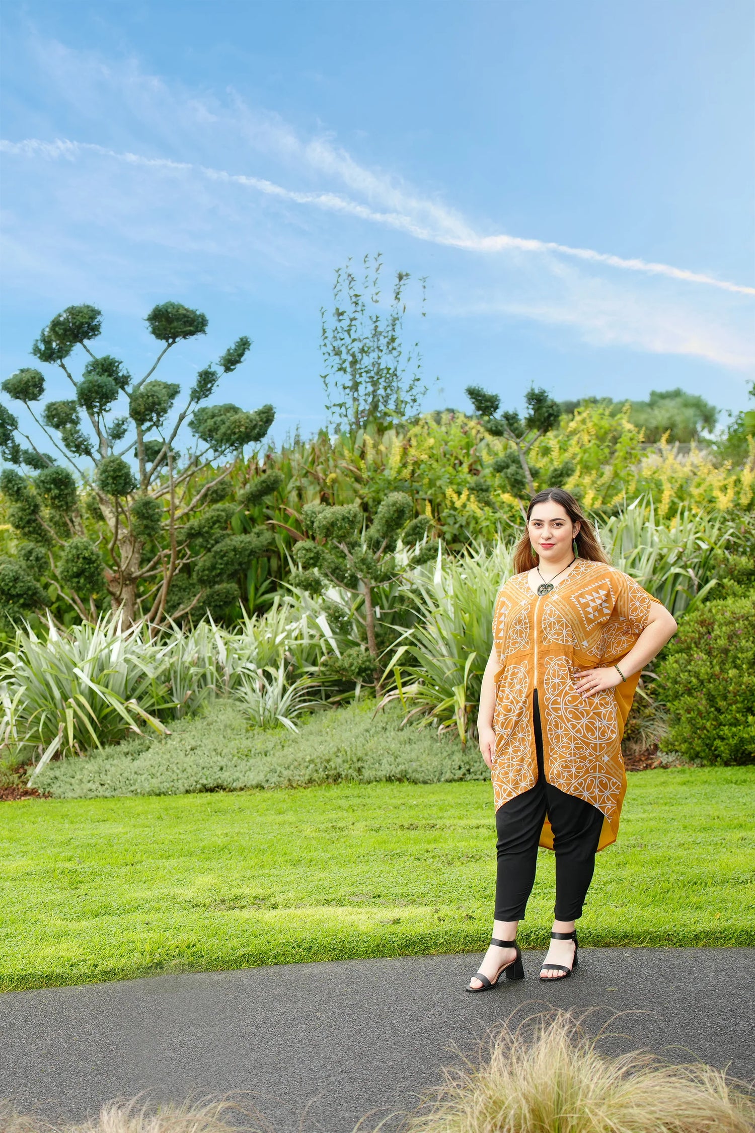 Putiputi Kaftan Gold