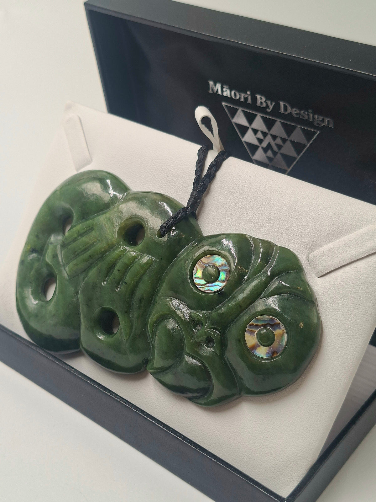 Tiki Side Hanging Pounamu Necklace