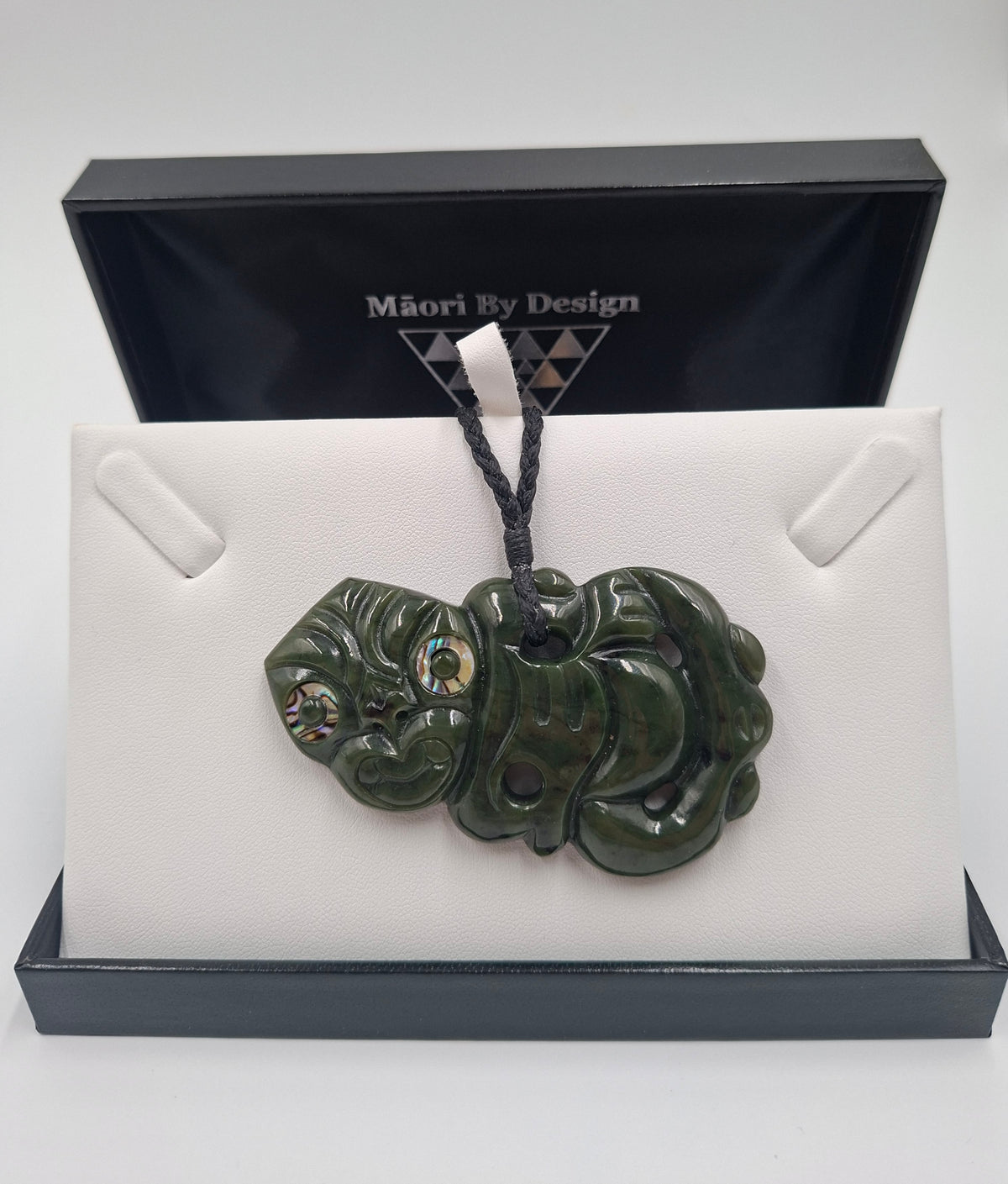 Tiki Side Hanging Pounamu Necklace